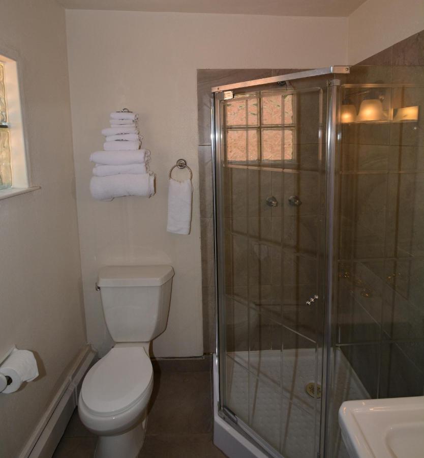 سارية العلم Western Hills Motel المظهر الخارجي الصورة
