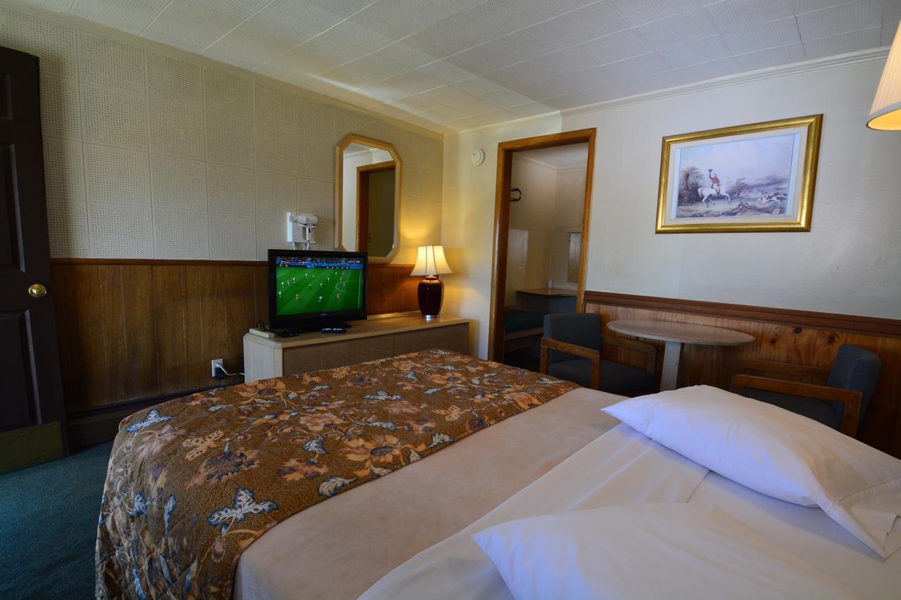 سارية العلم Western Hills Motel المظهر الخارجي الصورة