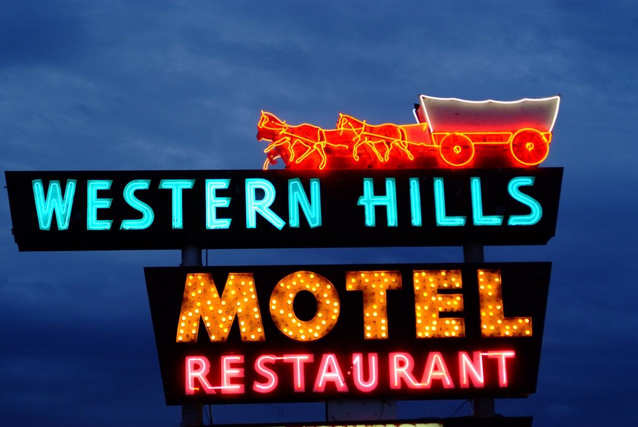 سارية العلم Western Hills Motel المظهر الخارجي الصورة