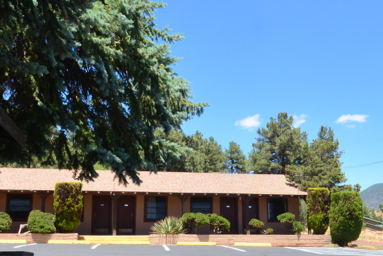 سارية العلم Western Hills Motel المظهر الخارجي الصورة